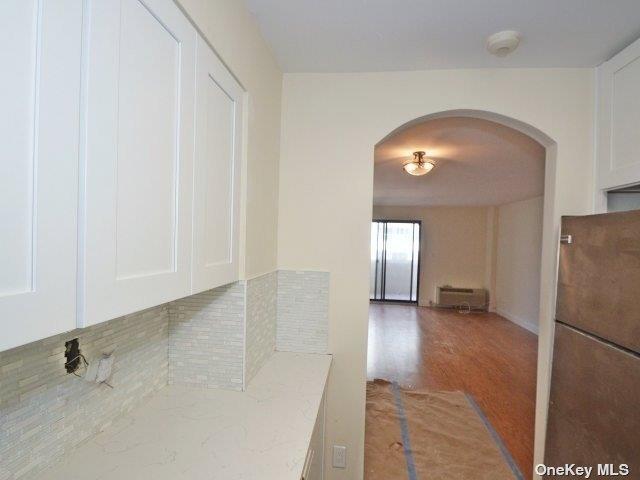 Building Photo - 360 Shore Rd