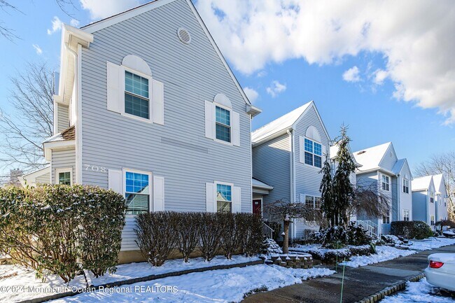Foto del edificio - 707 Hatchery Ct
