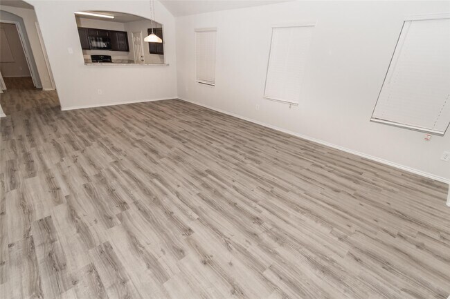 Foto del edificio - 24435 Volta Gardens Ct