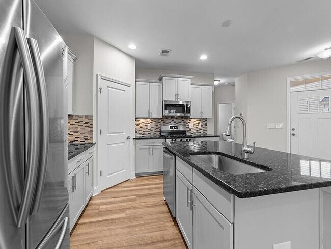Foto del edificio - Build Equity While Leasing - Lease and Own...