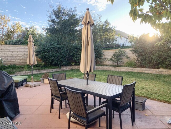 Building Photo - 657 Camino Del Sol
