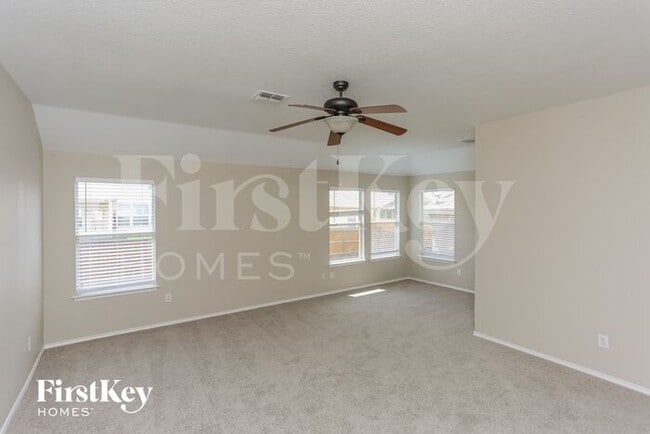 Foto del edificio - 4245 Summer Star Ln