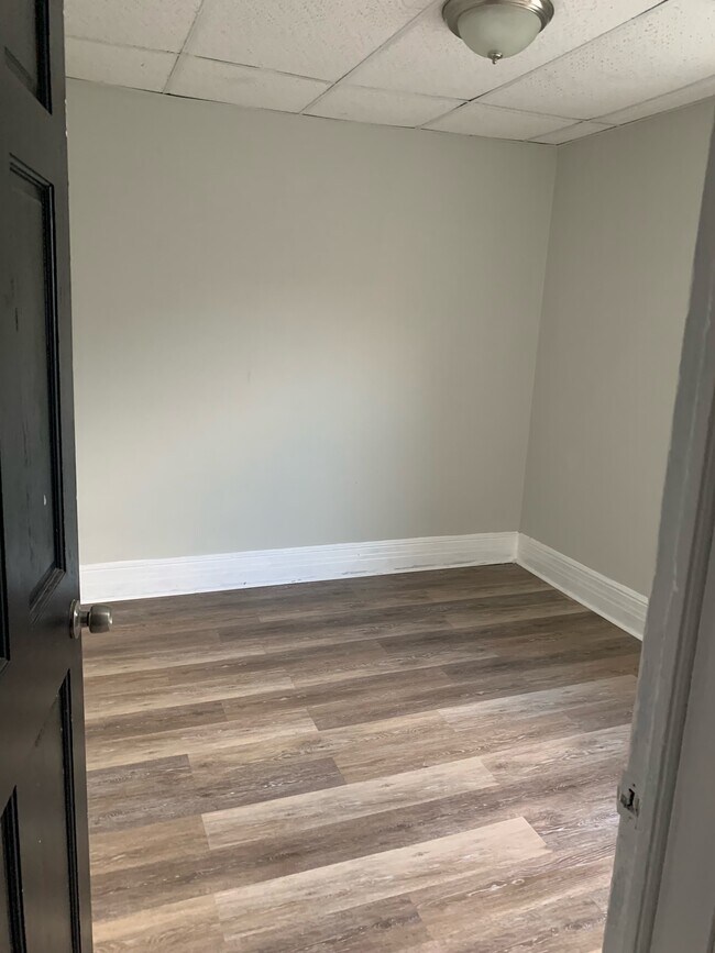 Foto del edificio - 1063 Niagara St