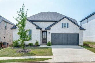 Building Photo - 204 Savannah Ln
