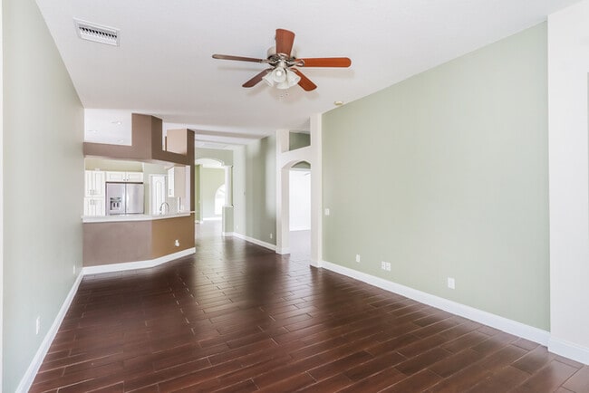 Foto del edificio - 18944 New Passage Blvd