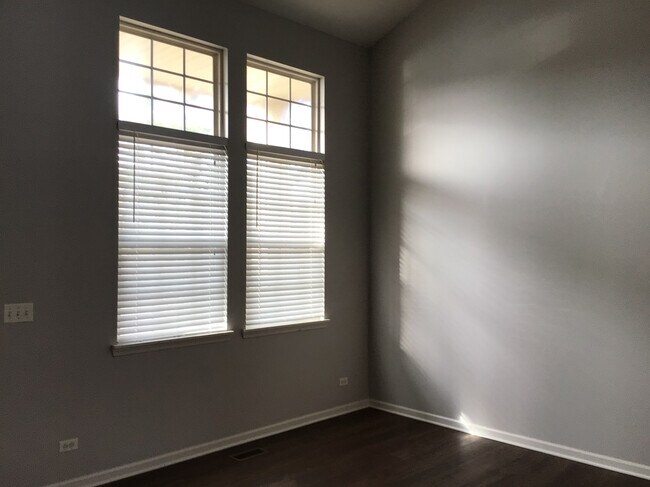 Foto del edificio - 1189 N Cornerstone Drive