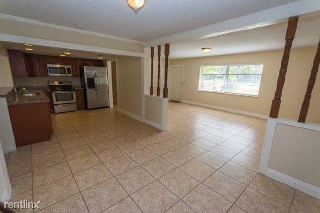 Building Photo - 4 br, 2 bath House - 405 S Loxahatchee Dr