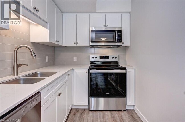 Building Photo - 118 Gravel Ridge Trail