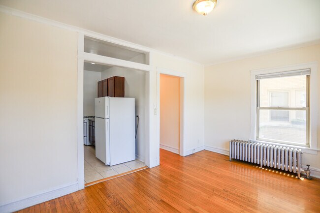 Foto del edificio - 4821 N Kimball Ave