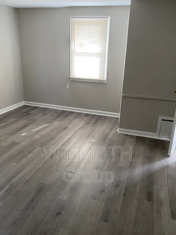 Foto del edificio - 2373 N Oxford St