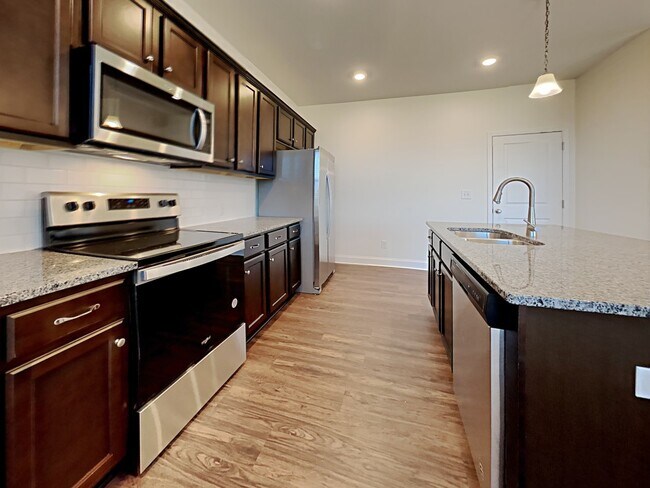 Foto del edificio - 150 Twin River Drive