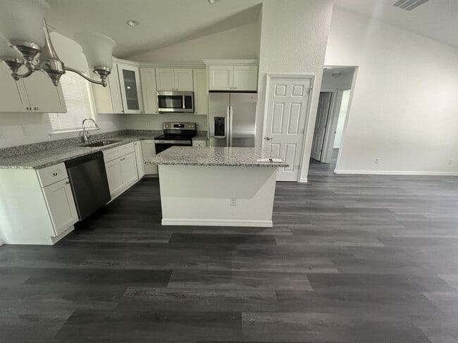 Foto del edificio - 15094 SE 113th Street Rd