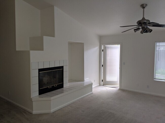 Building Photo - 6351 Fieldale Dr