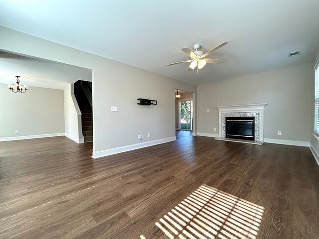 Foto del edificio - 10120 Baxter Caldwell Dr