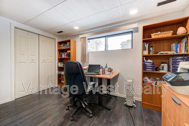 Photo du bâtiment - 1370 Springfield Rd