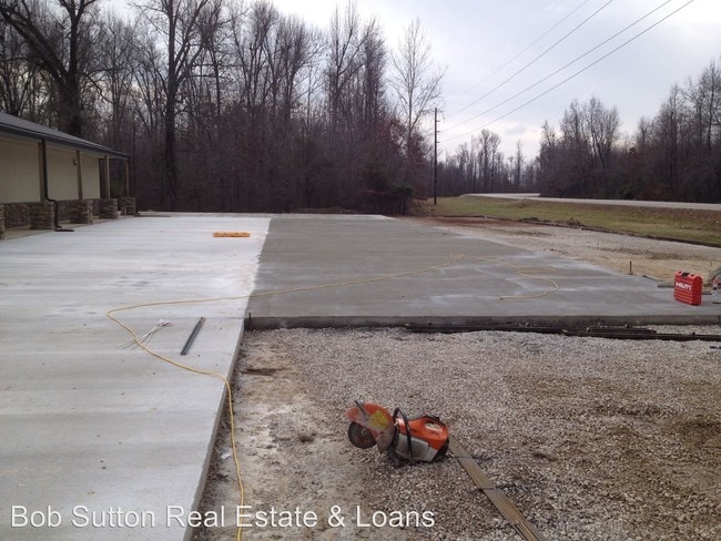 Building Photo - 66 Highway 142