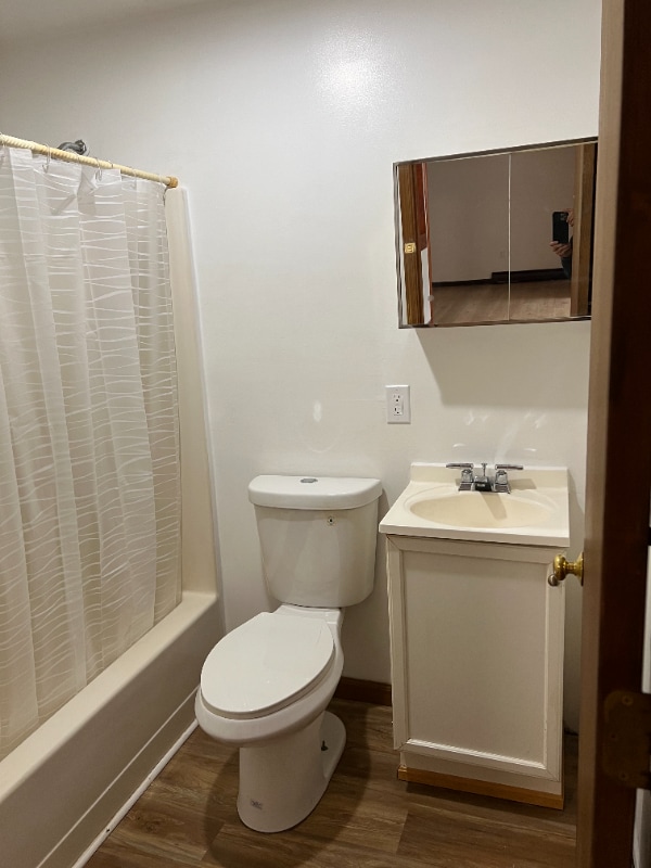 Building Photo - 201 Union St