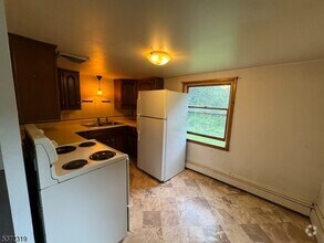 Building Photo - 615 County Rd 627