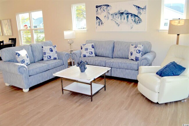 Foto del edificio - 909 US-17