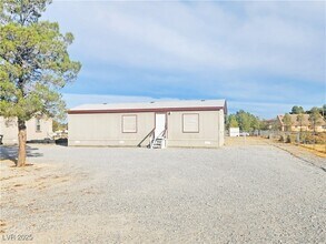 Building Photo - 1550 W Irons St