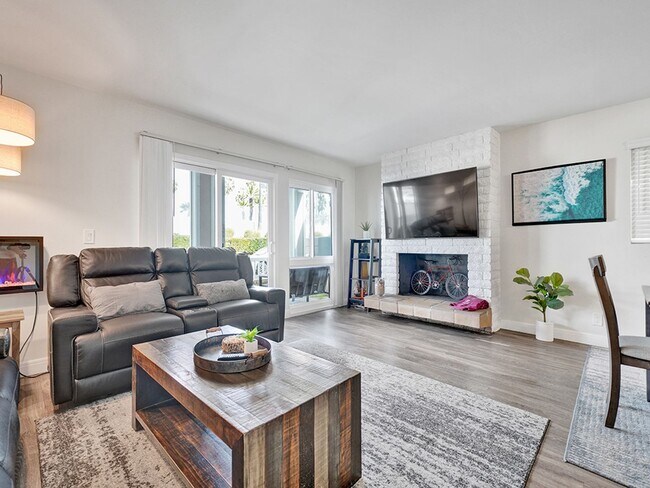 Foto del edificio - 7405 Seashore Dr