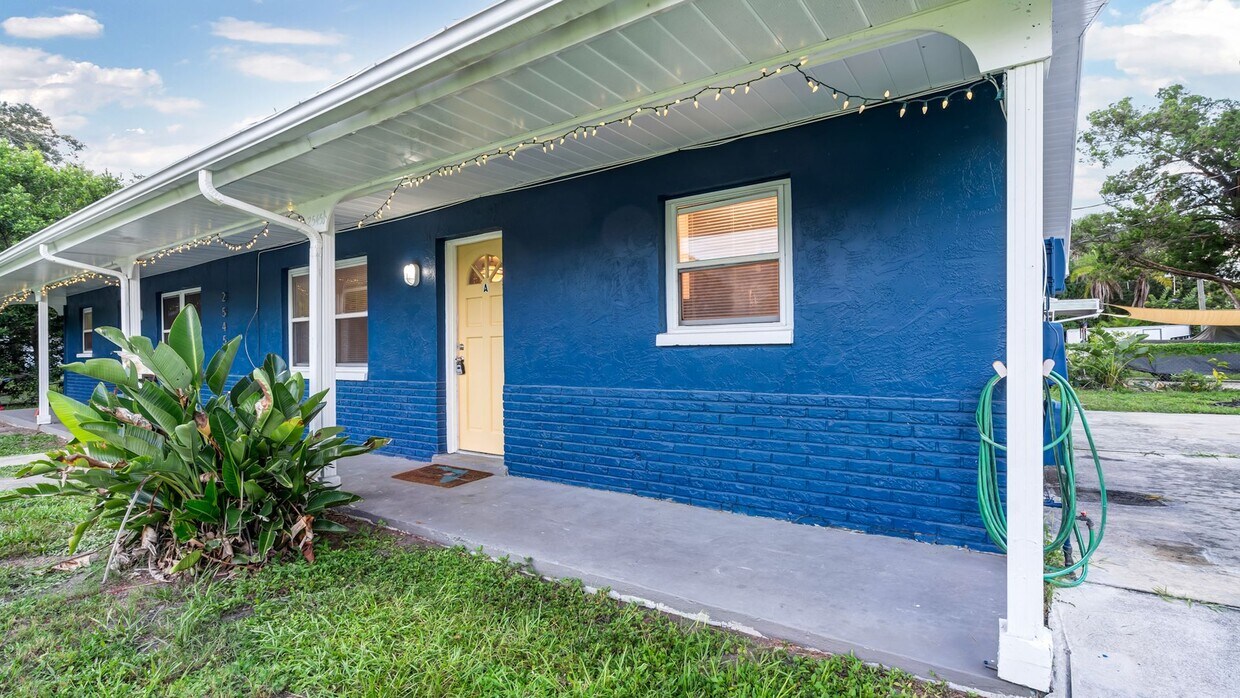 Foto principal - 2545 Hillsdale Ave