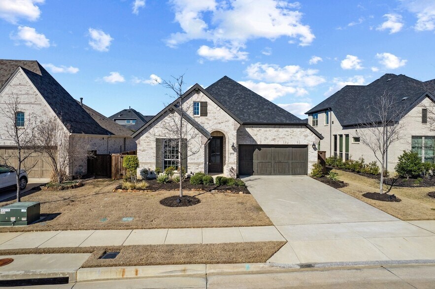 Foto principal - 2130 Sun Meadow Dr