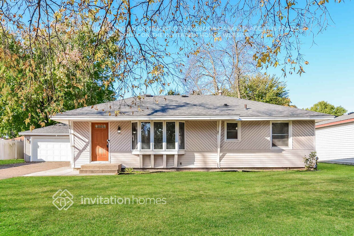 Foto principal - 8412 Grange Blvd