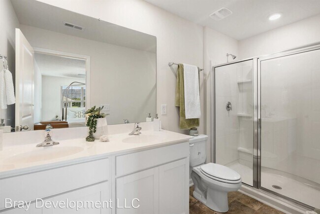 Building Photo - 3 br, 2.5 bath House - 1061 Hammett Rd