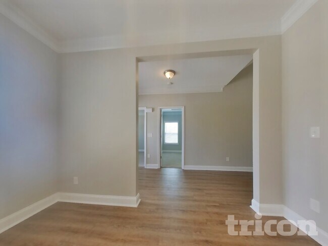 Foto del edificio - 402 Cranbrooke Dr