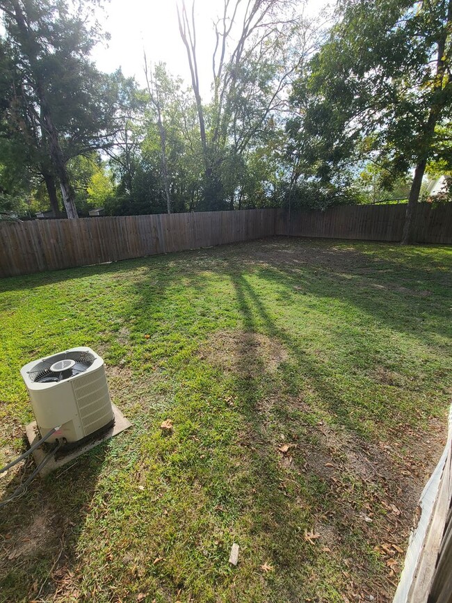 Building Photo - Cute Rental in Whitehouse ISD!