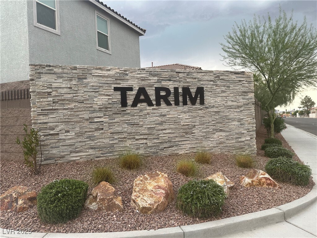 Primary Photo - 4275 TARLIM St