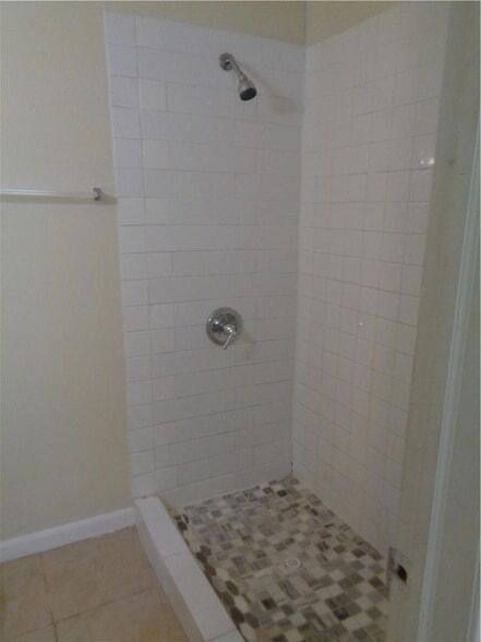 Foto del edificio - 1331 SW 44th Terrace