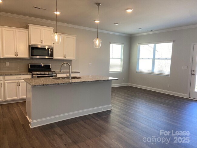 Building Photo - 4909 Helmsworth Dr