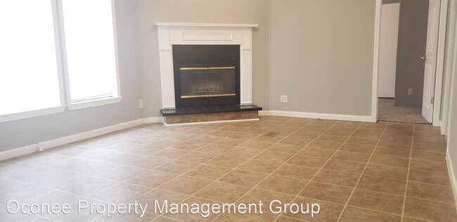 Building Photo - 4 br, 2 bath House - 105 Little River Court S