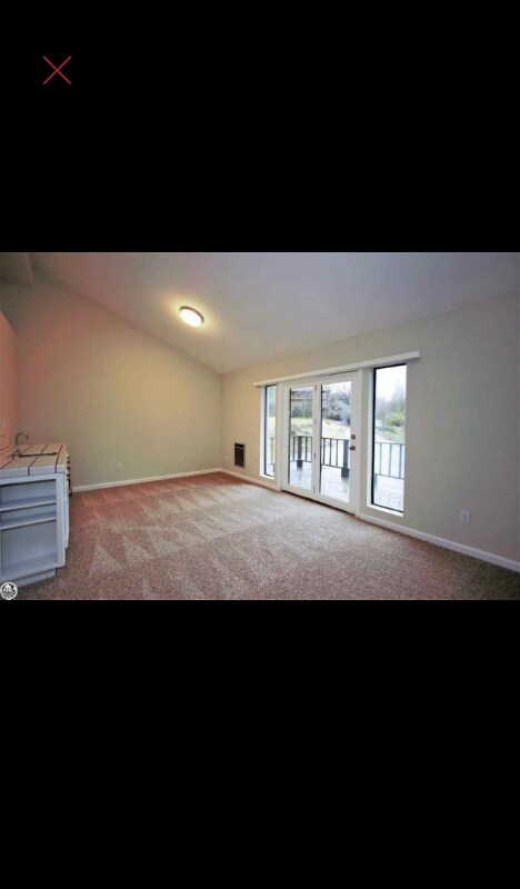 Foto del edificio - 12345 Longeway Rd