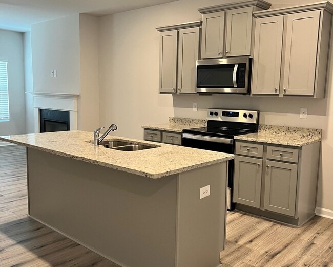Building Photo - 4352 Shaffer Ct