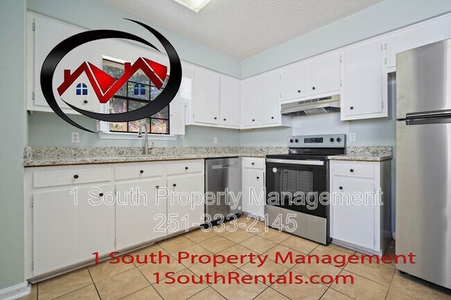 Foto del edificio - 1204 McNeil Ave