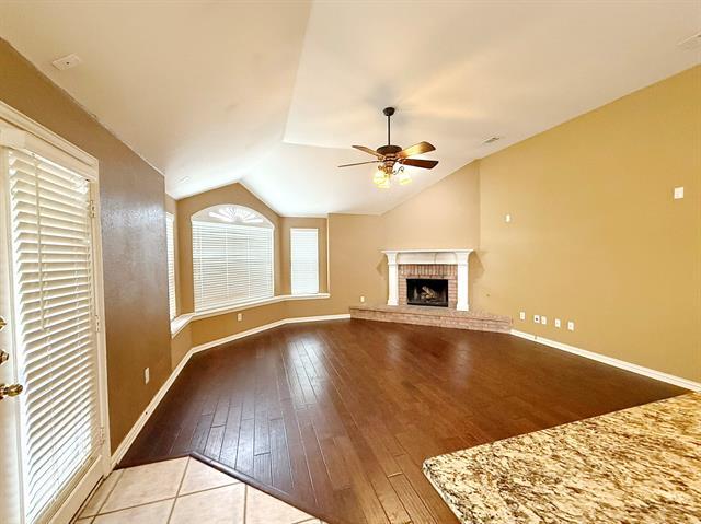 Building Photo - 10711 Sweet Water Dr