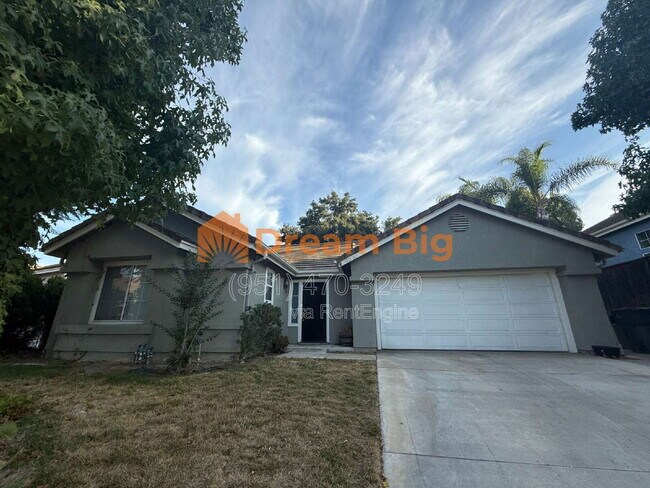 Building Photo - 1585 Stoneykirk Dr