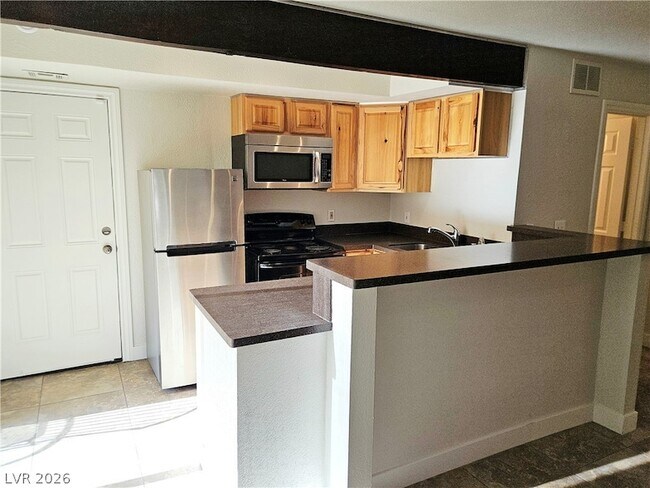 Foto del edificio - 311 Brookside Ln