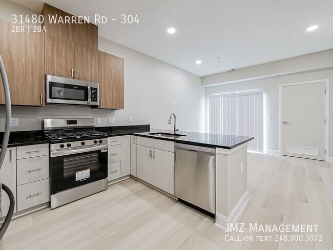 Foto del edificio - 31480 Warren Rd