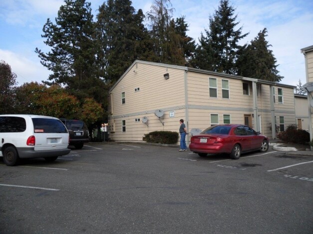 Building Photo - Multi-Family