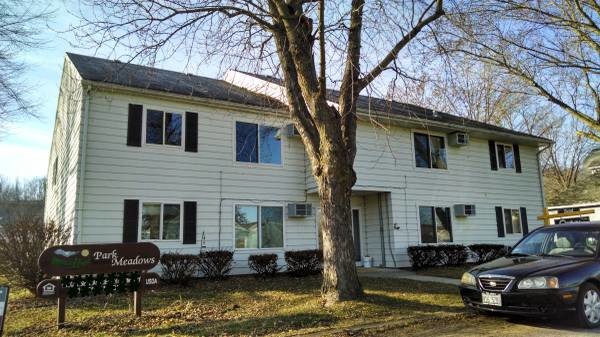 Primary Photo - 305 Meadow St