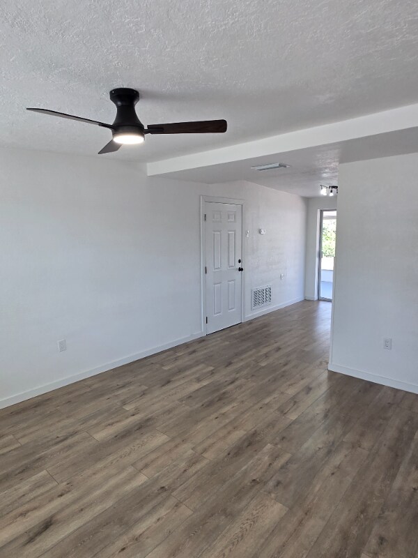 Foto del edificio - 7213 Seward Dr