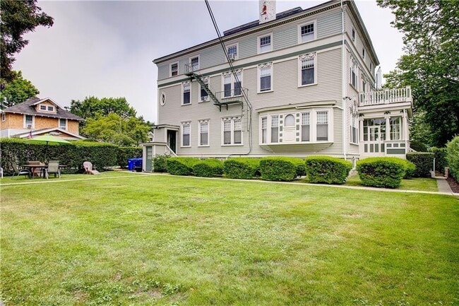 Building Photo - 20 Berkeley Ave