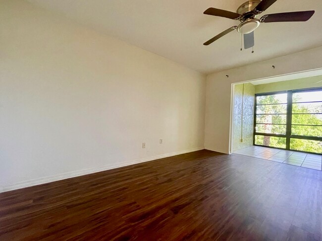 Building Photo - 1245 Carlton Ct