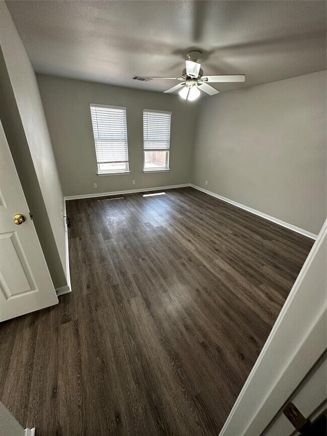 Foto del edificio - 1709 Shire St