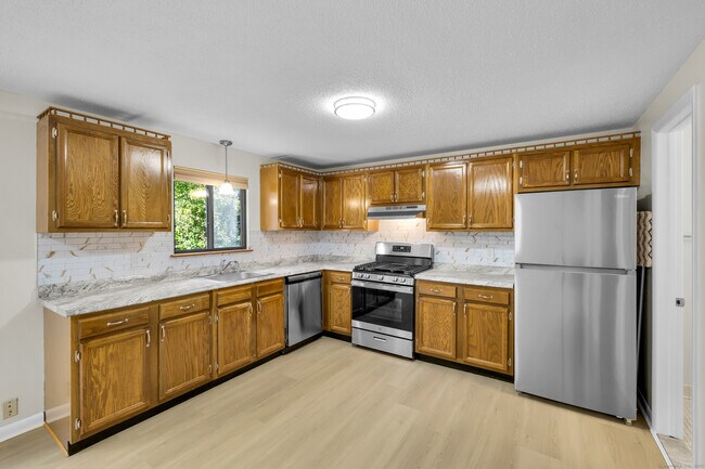Building Photo - 103 Cliffside Dr