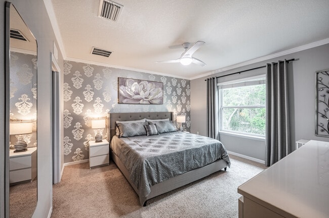 Building Photo - 8303 Pine River Rd